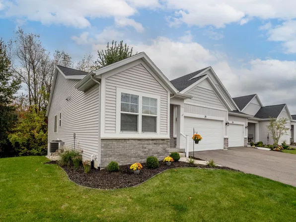 211 Hickory Valley Dr, Kalamazoo, MI 49009