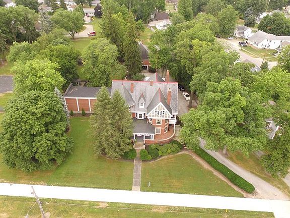 2nd image of 455 W Main St