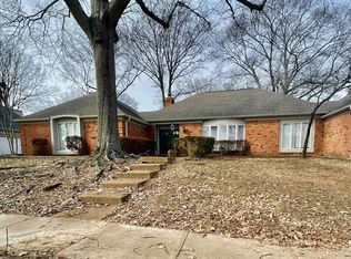 83 S Walnut Bend Rd, Cordova, TN 38018