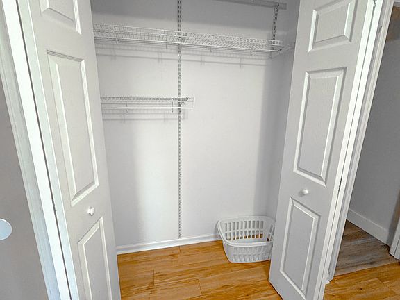 3rd image of 2350 Dianne Ave #C