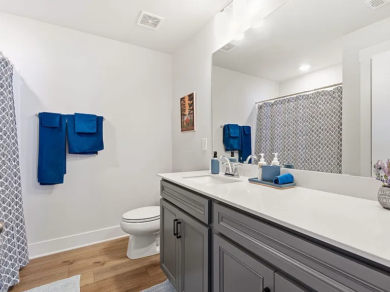 1615 Chelmsford Ct — Photo 25