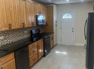88 Smart Ave #2, Yonkers, NY 10704
