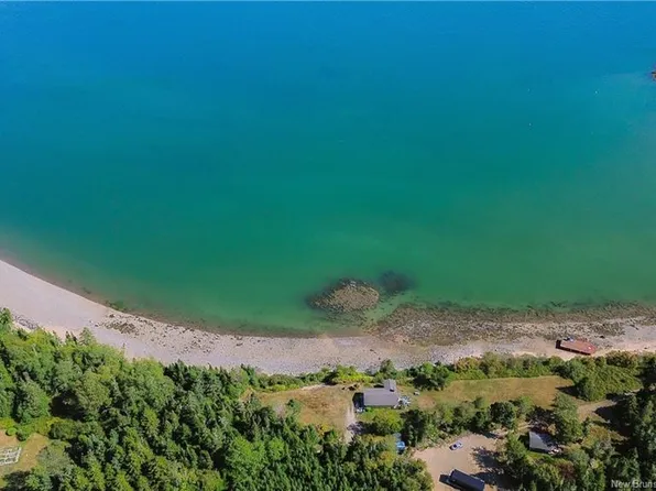 20 Dickson Ln, Lepreau, NB E5J 1H5