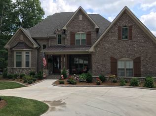 5671 Quail Trail Ln, Clover, SC 29710