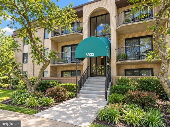 6932 Hanover Pkwy APT 203, Greenbelt, MD 20770