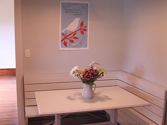 Kitchen nook
