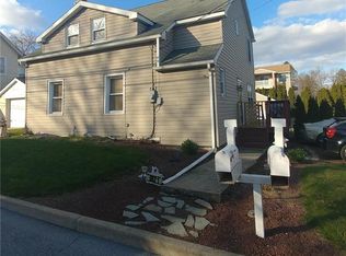 5621 N Coplay Rd, Whitehall, PA 18052