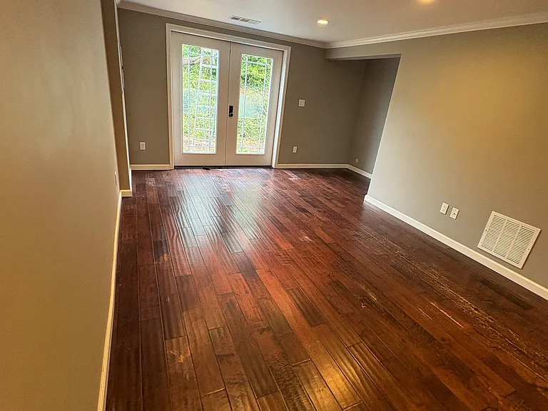 35 Crestview Ave — Photo 7