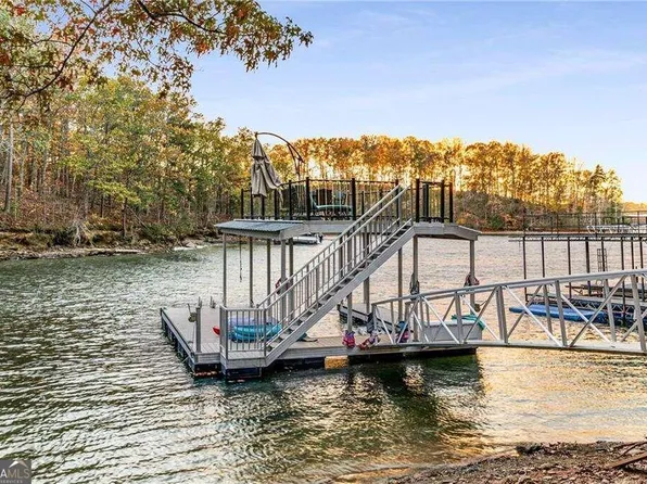 5465 Dogwood Ln, Gainesville, GA 30504