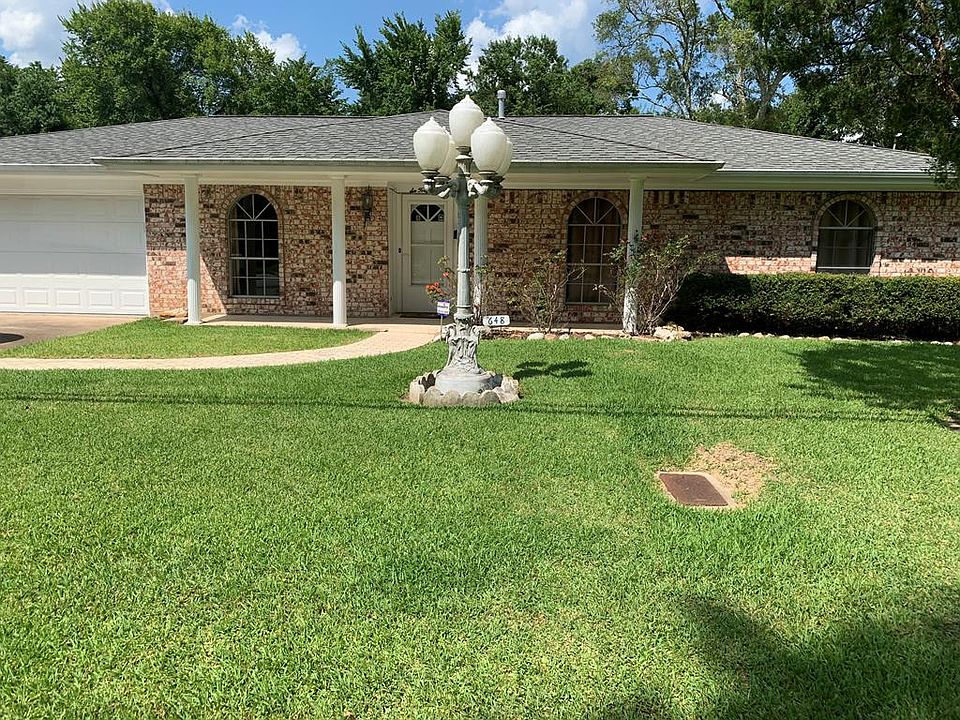 1st image of 648 Victor Dr