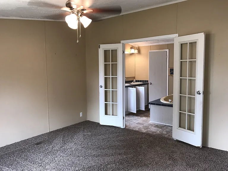 5066 Keyser Mill Rd — Photo 10