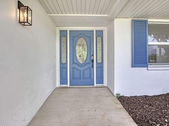 4th image of 34 Westview Ln
