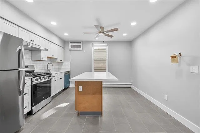 1 bed, 1.0 bath, $1,925 — Photo 4
