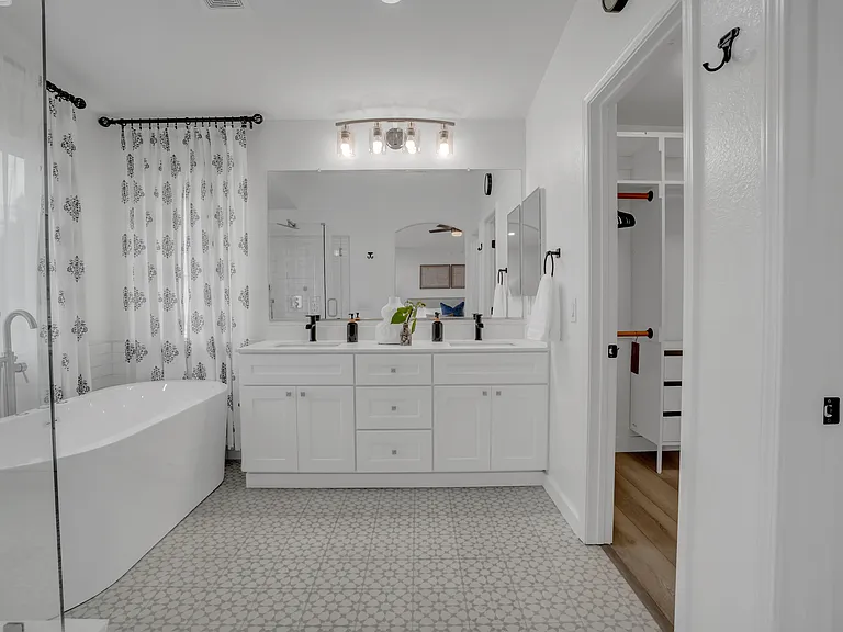 3437 Mesa Verde Cir — Photo 31