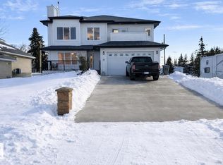 5119 56th Ave, Mundare, AB T0B 3H0