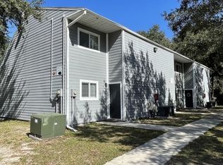 101 E Rhodes Dr, New Smyrna Beach, FL 32168