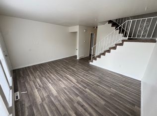60 Lansing St #60, Aurora, CO 80010