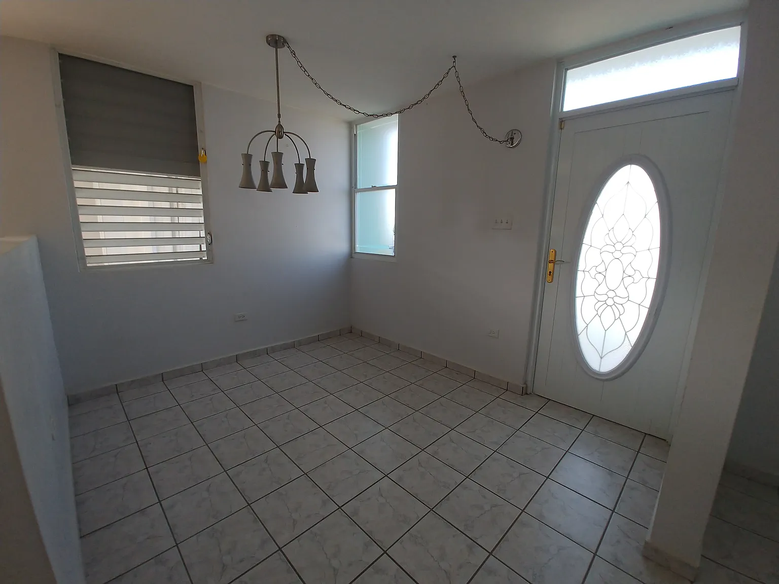 3 bed, $1,150 — Photo 3