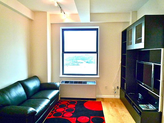 2nd image of 20 West St #Penthouse A