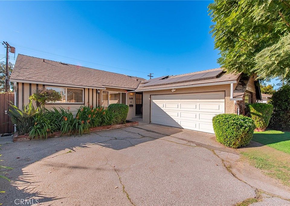 1st image of 13538 Cantara St