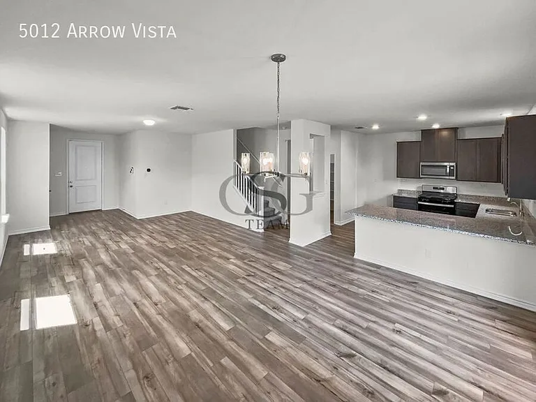 5012 Arrow Vis — Photo 4