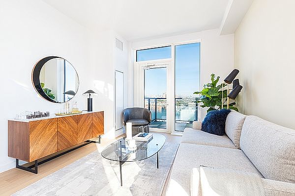 1st image of 123 Linden Blvd APT 17G
