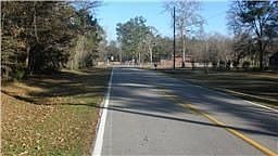 4th image of 175 N Oak Hill Dr