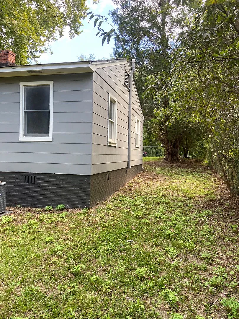 **2 Bedroom / 1 Bathroom Home for Rent in East Columbus — Photo 3
