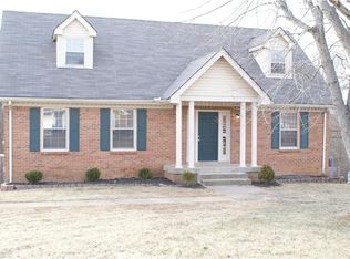 1020 Foxmoor Dr, Clarksville, TN