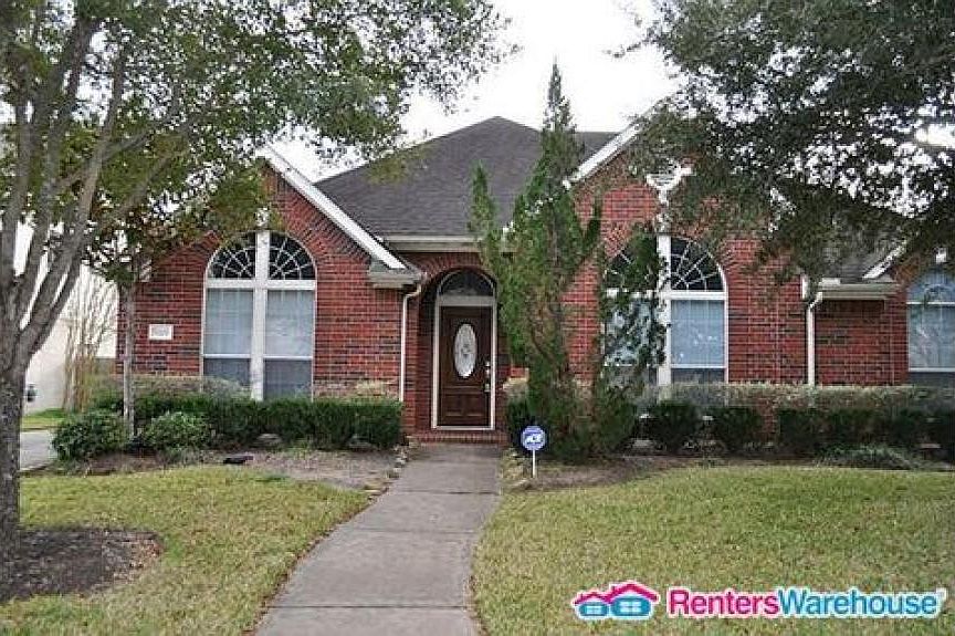 1st image of 5207 Willow Cliff Ln