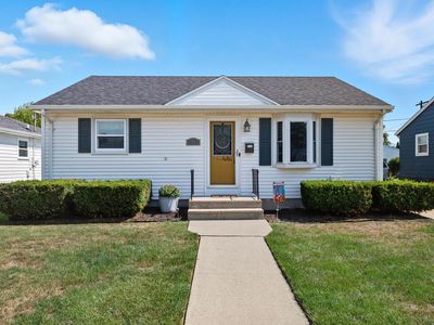 7813 32nd AVENUE, Kenosha, WI, 53142