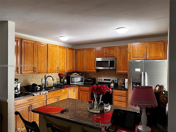 5th image of 11229 SW 169th St #V4742