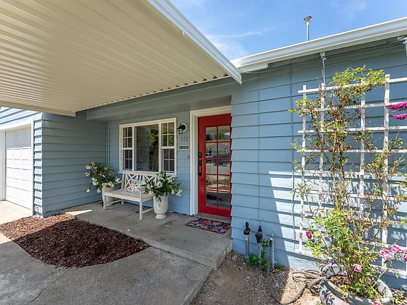 2nd image of 262 Magnolia Street