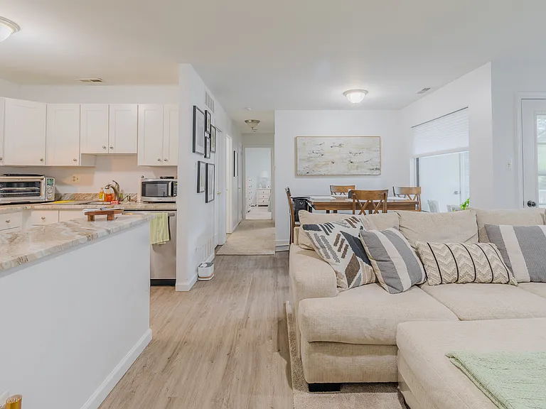 404 Diamond Dr #404 — Photo 13