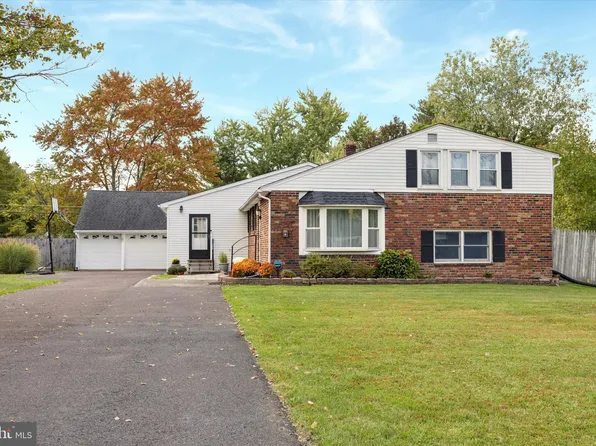 1000 E Main St, Lansdale, PA 19446