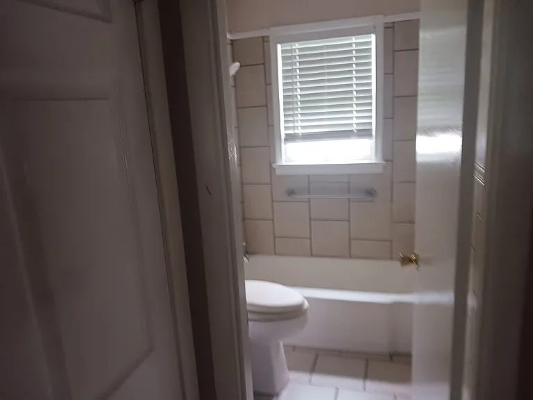 1113 Hayes St — Photo 5
