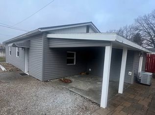 621 Caldwell St, Zanesville, OH 43701