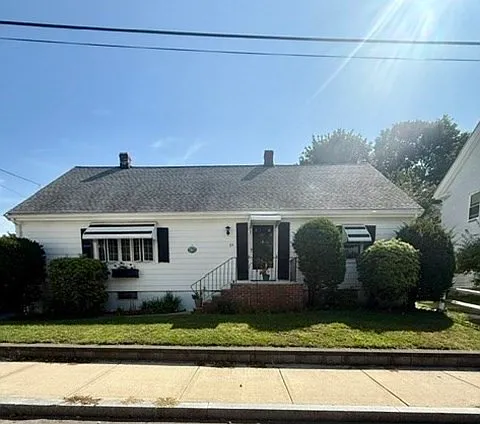 2 bed, 1.5 bath, 1000 sqft, $2,700 — Photo 1