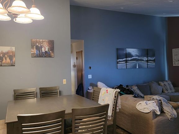 4th image of 202 Cameron Ave
