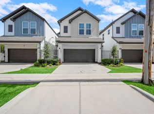 8404 Curry St, Houston, TX 77093