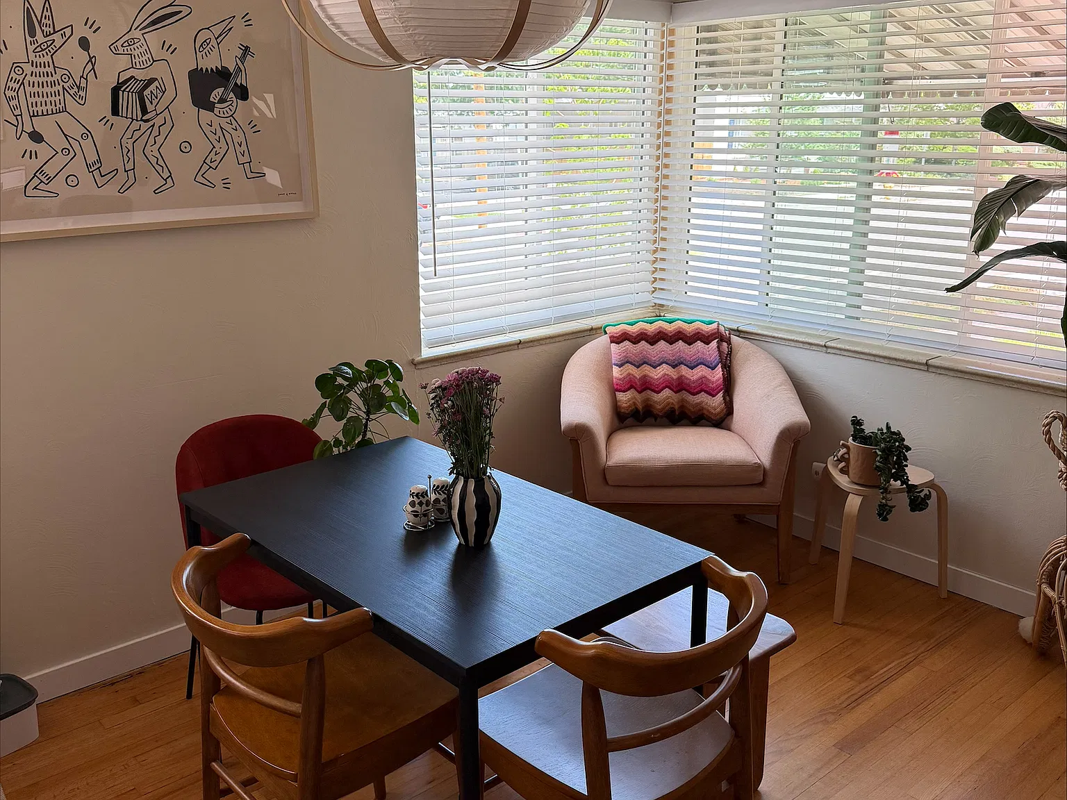 2 bed, 922 sqft, $2,600 — Photo 2