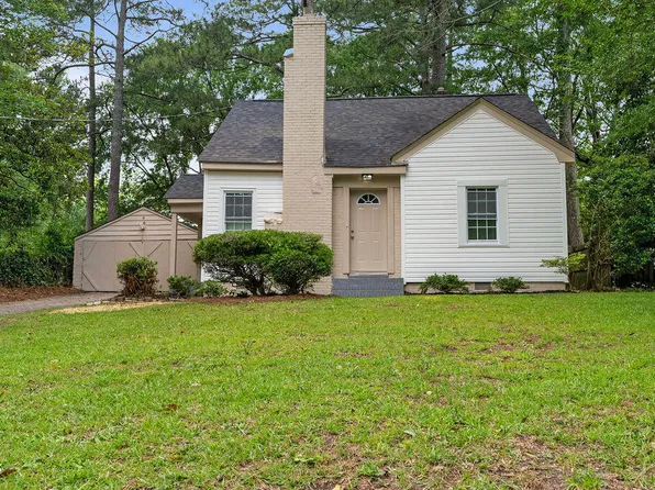 1917 Mimosa Ln, Fayetteville, NC 28301