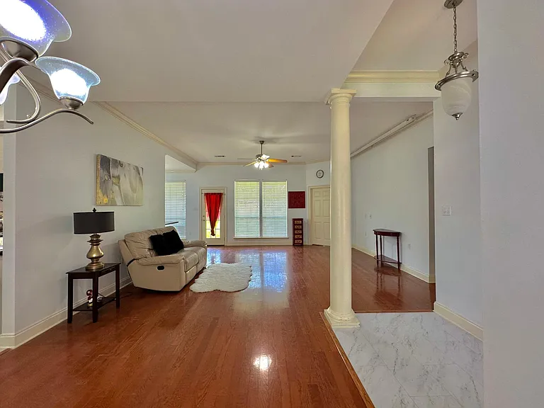 423 Lake Worth Dr — Photo 32