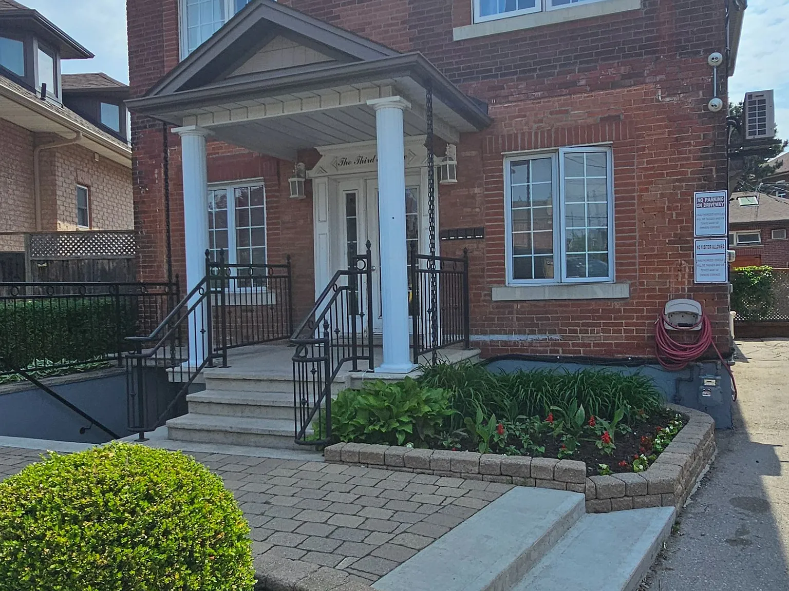 3 bed, $2,600 — Photo 1