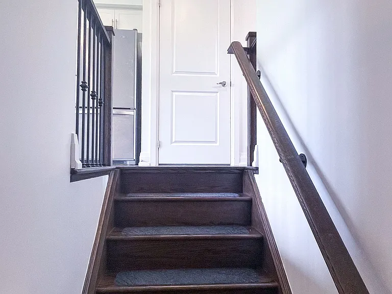 39 Wild Rose Gdns #2 — Photo 2