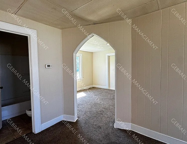 1549 Ryan St — Photo 6