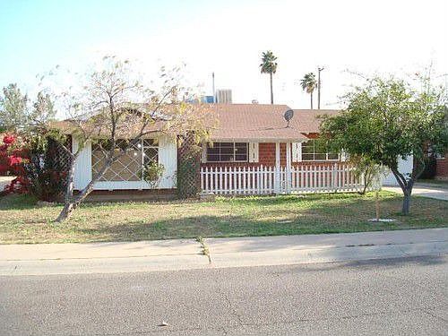 2nd image of 3537 W Sierra Vista Dr