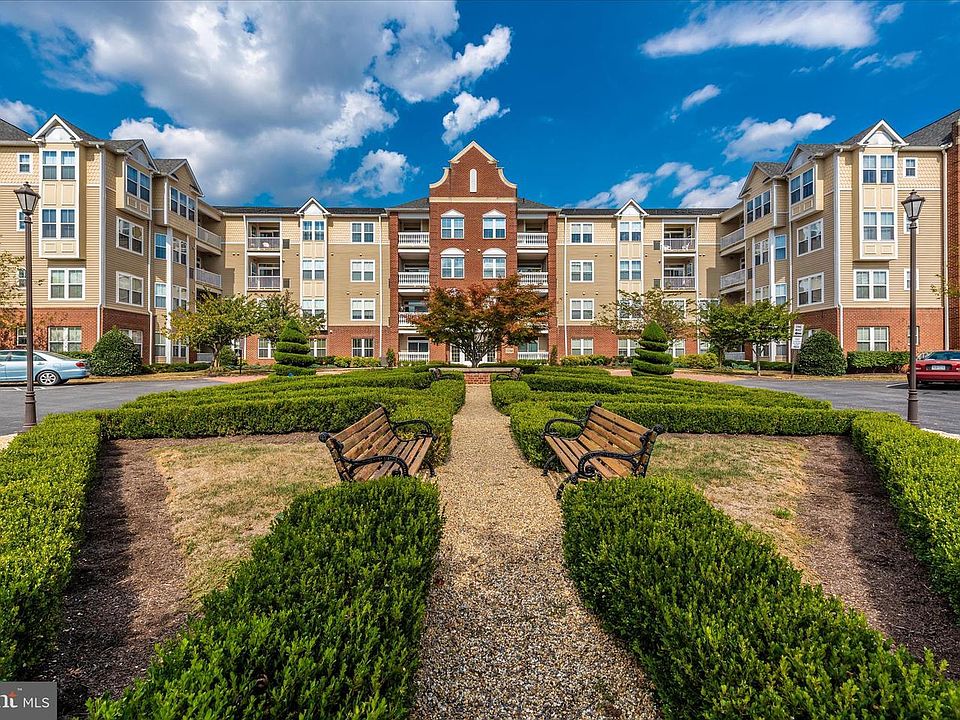 1st image of 2250 Bear Den Rd Unit 207