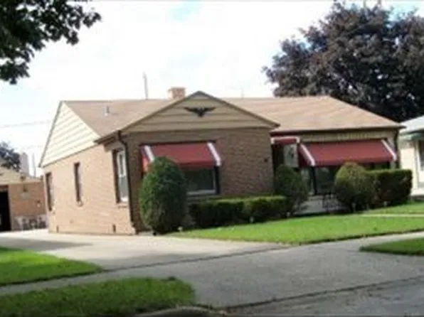 7534 24th Ave, Kenosha, WI 53143