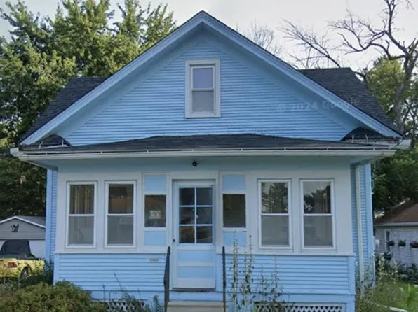 310 West Burnett Street, Beaver Dam, WI 53916